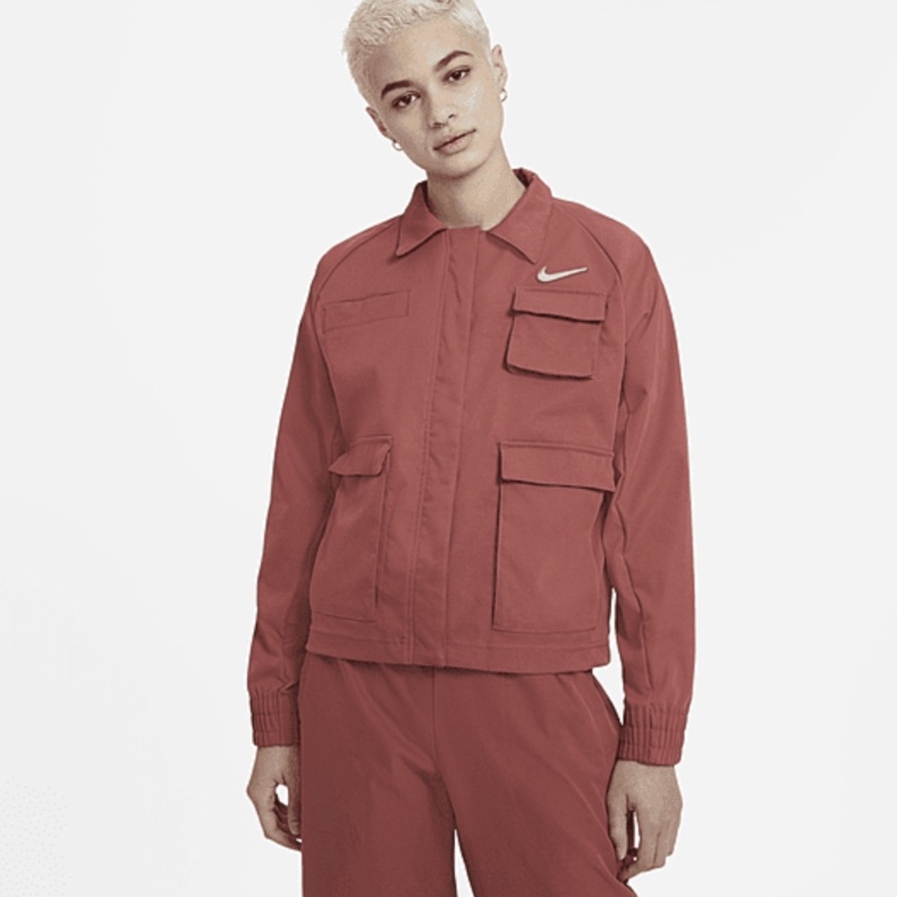 Nike Swoosh Women’s Woven Jacket & Pants set